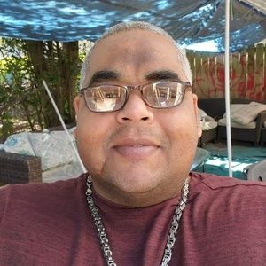 Meet your Posher, Acho